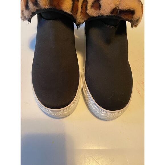 Justfab Boots (SZ 8.5) - Picture 3 of 6